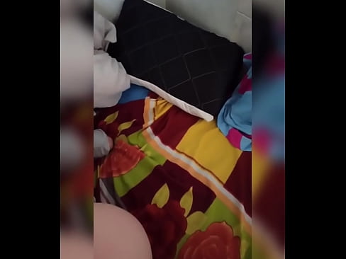 ❤️ Meine Mitbewohnerin bleibt allein zu Hause, weil ihr Mann in den Urlaub fährt und ich nutze die Gelegenheit, sie zu ficken und ihren Arsch mit Milch zu füllen ️ Super sex bei uns